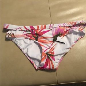 Shade & Shore bikini bottoms